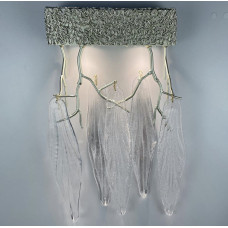 Бра з фактурними пелюстками в корпусі сатин-нікель