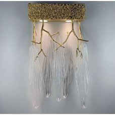 Бра з фактурними пелюстками, що нагадують ніжні крильця