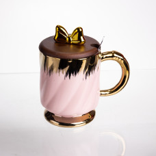 Чашка порцелянова Light House LG-30161 PK+GD 450 мл з ложкою та кришкою рожева