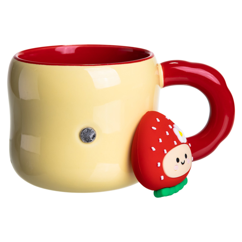 Зображення Чашка порцелянова Light House LG-30166 YL+RD 400 мл жовта з червоним медальйоном "Полуниця" на магніті ИМ Light-Deco 3 