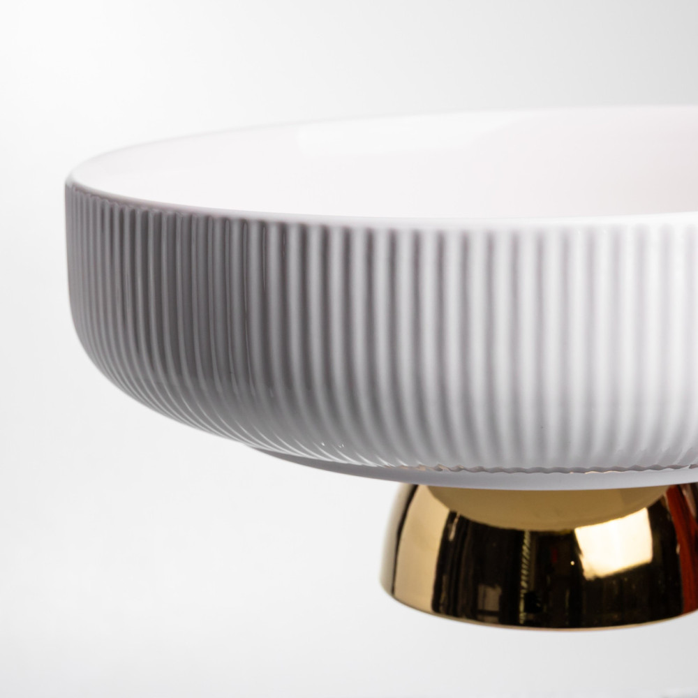 Изображение Фруктовница фарфоровая на золотой ножке 30 см Yiwu LB-1585B ИМ Light-Deco 4 