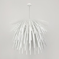 Дизайнерська люстра із білих смужок