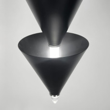 Чорний підвісний світильник із потрійним конусним дизайном Ø 17х50 см Чорний підвісний світильник із потрійним конусним дизайном Ø 17х50 см