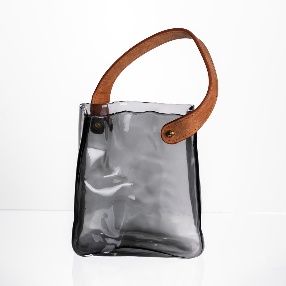 Зображення Стеклянная ваза сумочка с ручкой 13×7×16.5 (см) декоративная ваза для цветов 1 (л) Серый HP-19-155-2 ИМ Light-Deco 