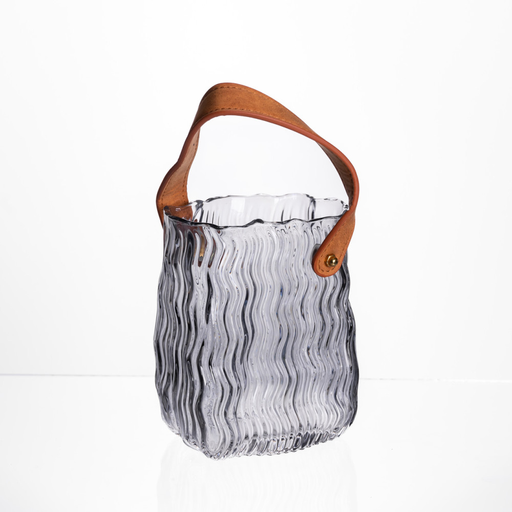 Зображення Ваза сумочка с ручкой 12×8.5×16 (см) декоративная стеклянная ваза для цветов 800 (мл) Серый HP-19-154-2 ИМ Light-Deco 